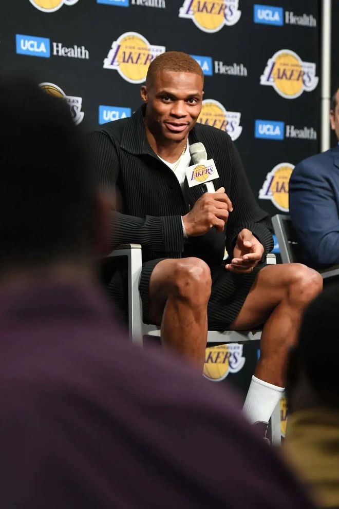 在细节中拉 在细节中拉